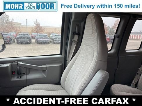 Used 2017 Chevrolet Express 3500 LT w/ LT Preferred Equipment Group image 26