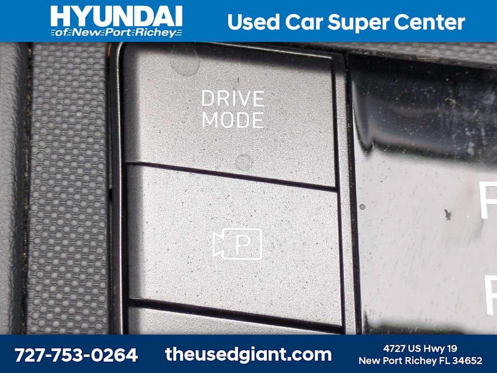 Used 2025 Hyundai Elantra Sport FWD image 22