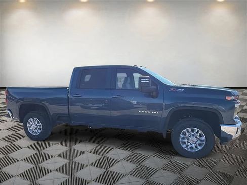 New 2026 Chevrolet Silverado 2500 LT w/ All Star Edition image 4
