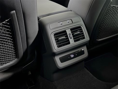 New 2025 Audi Q5 Premium Plus image 25