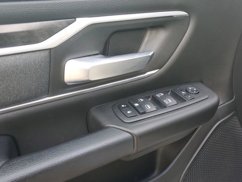 Used 2023 RAM 1500 Big Horn RWD image 9