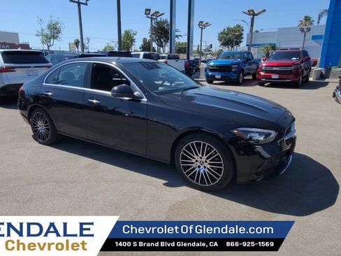Used 2025 Mercedes-Benz C 300 Sedan image 2