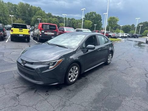 Used 2024 Toyota Corolla LE FWD image 9