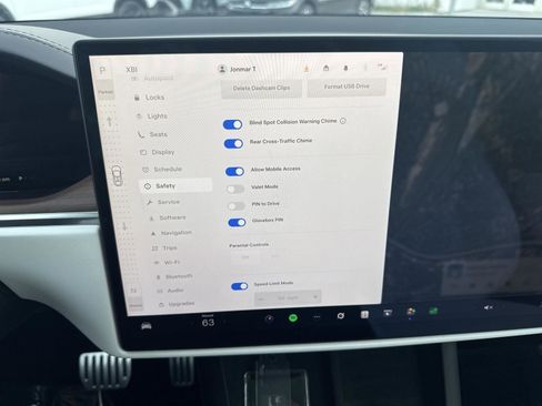 Used 2022 Tesla Model X AWD/4WD image 43