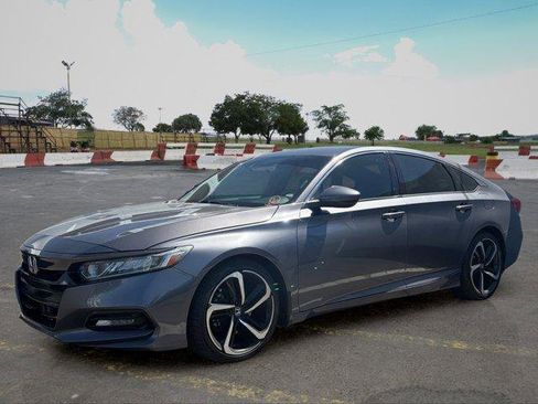 Used 2020 Honda Accord Sport image 5