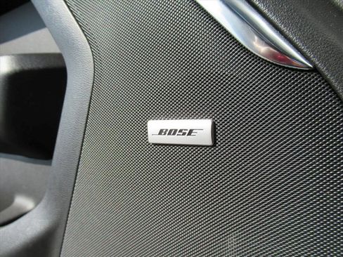 Certified 2025 Chevrolet Suburban High Country image 29