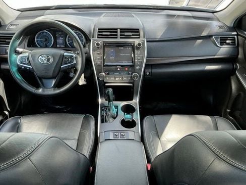 Used 2016 Toyota Camry XLE FWD image 17