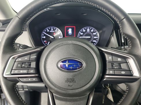 Used 2025 Subaru Outback Premium image 22