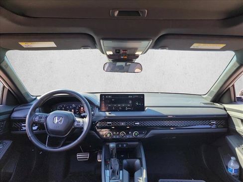 Used 2025 Honda Accord Sport image 15