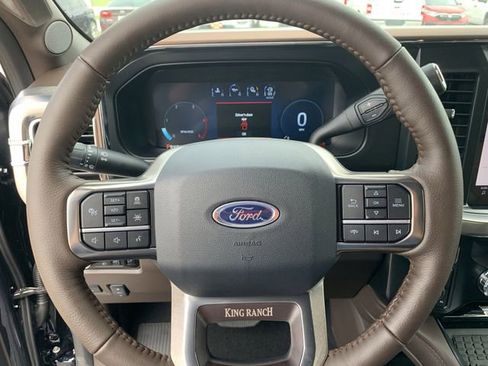 New 2025 Ford F350 King Ranch w/ FX4 Off-Road Package image 33
