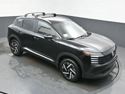 New 2026 Nissan Kicks SV FWD image 30