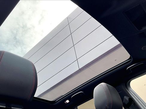 Used 2023 Land Rover Discovery Sport S R-Dynamic image 29