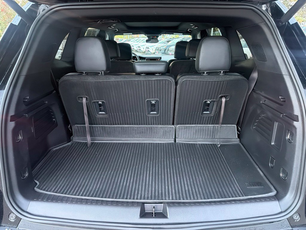 Used 2024 GMC Acadia AT4 w/ Luxury Package AWD/4WD image 18
