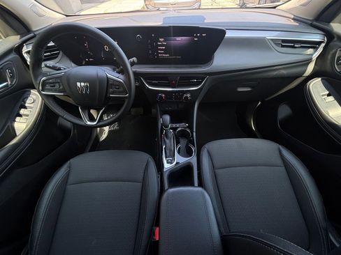 Used 2025 Buick Encore GX Preferred FWD image 33