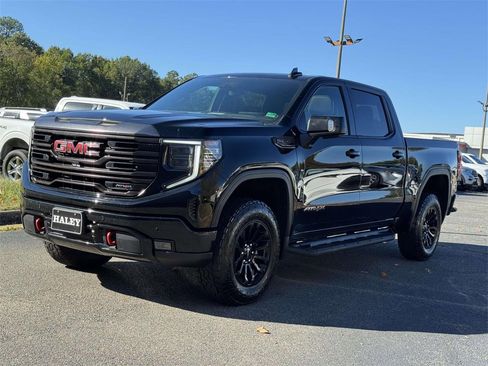 Used 2023 GMC Sierra 1500 AT4X image 24