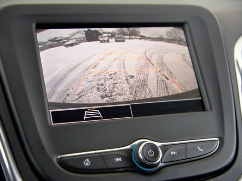 Used 2023 Chevrolet Equinox LT image 20