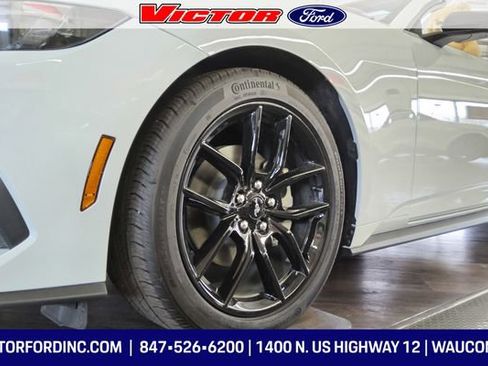 Used 2025 Ford Mustang Premium image 17