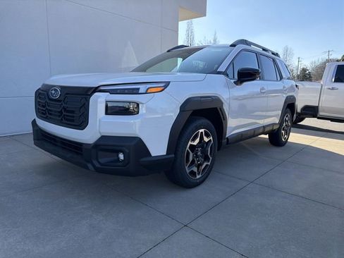 New 2026 Subaru Outback Touring image 5