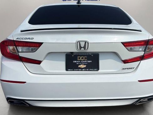 Used 2022 Honda Accord Sport image 15
