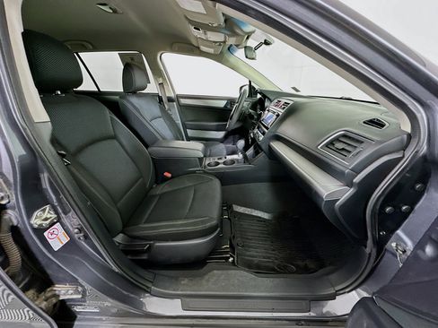 Used 2019 Subaru Outback 2.5i AWD/4WD image 28