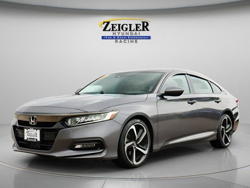 Used 2019 Honda Accord Sport image 3