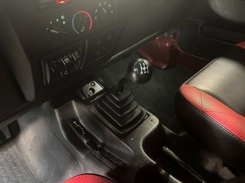 Used 1999 Jeep Wrangler Sport image 67