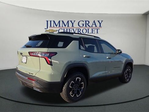 New 2026 Chevrolet Equinox ACTIV image 3