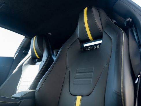 New 2026 Lotus Emira SE RWD image 11