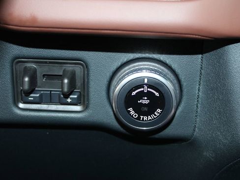 New 2025 Lincoln Navigator Reserve image 47