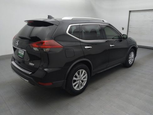 Used 2020 Nissan Rogue S w/ Special Edition Package FWD image 9