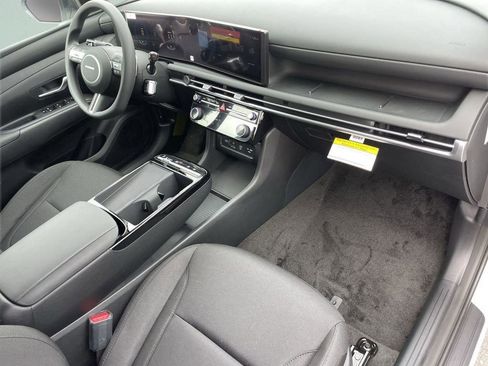 New 2026 Hyundai Tucson SEL image 18