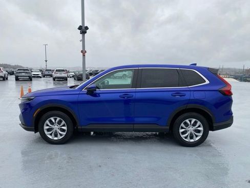 Used 2023 Honda CR-V LX image 9