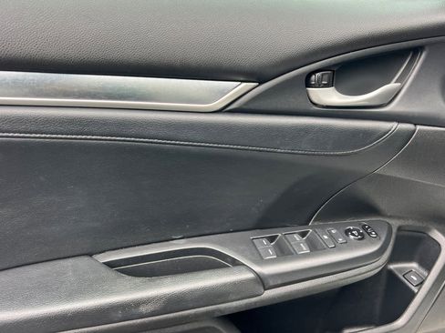 Used 2017 Honda Civic EX-L image 12