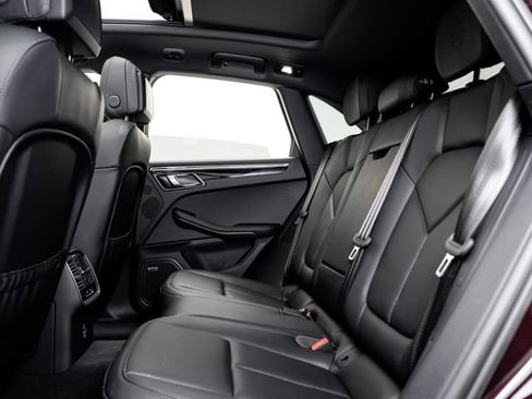 Certified 2026 Porsche Macan AWD/4WD image 26