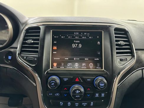 Used 2017 Jeep Grand Cherokee Limited w/ Trailer Tow Group IV AWD/4WD image 40