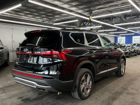 Used 2023 Hyundai Santa Fe SE AWD/4WD image 6