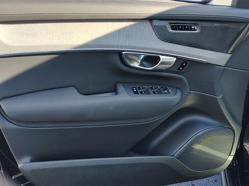 New 2026 Volvo XC90 B6 Ultra image 8
