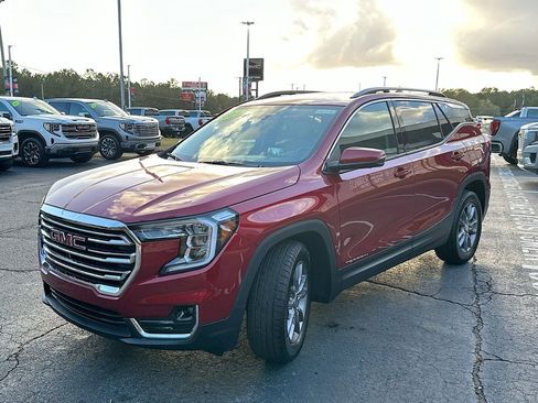 New 2024 GMC Terrain SLT w/ Tech Package FWD image 2