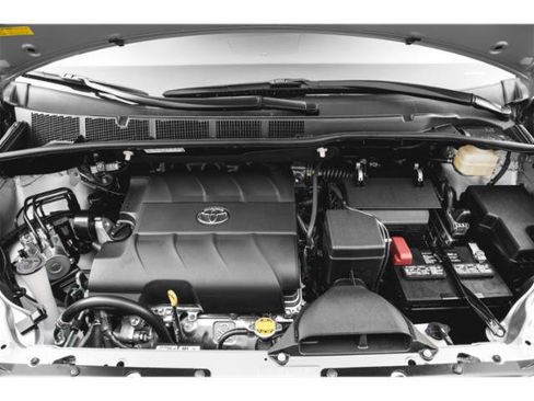 Used 2015 Toyota Sienna XLE AWD/4WD image 13