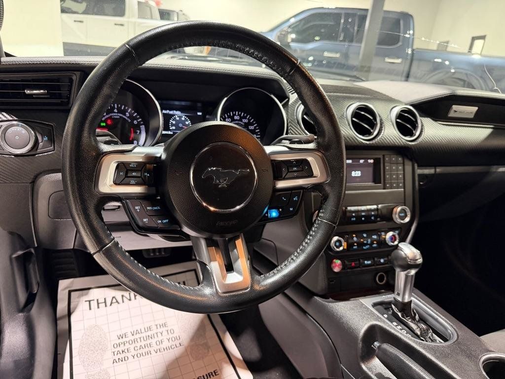 Used 2019 Ford Mustang Coupe RWD image 17