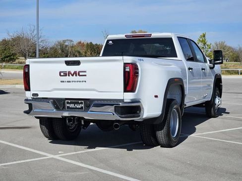 New 2026 GMC Sierra 3500 Pro image 4