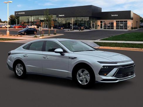 New 2026 Hyundai Sonata SE FWD image 10