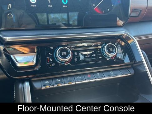 Used 2025 GMC Sierra 1500 Denali Ultimate AWD/4WD image 28