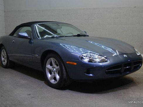 Used 2000 Jaguar XK8 Convertible RWD image 7