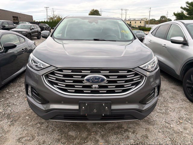 Used 2021 Ford Edge Titanium w/ Equipment Group 301A AWD/4WD image 2