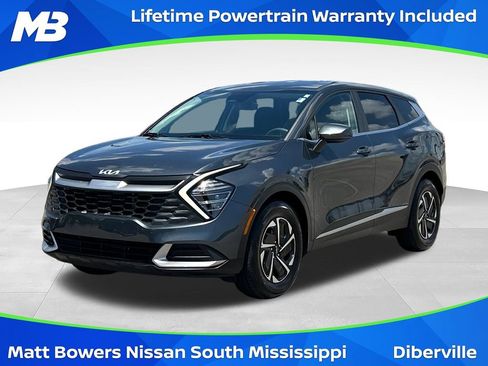 Used 2025 Kia Sportage LX FWD image 1