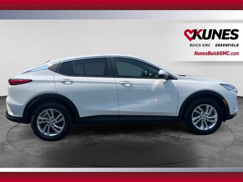 New 2026 Buick Envista Preferred w/ Convenience I Package FWD image 10