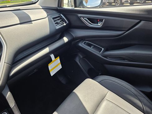 Used 2024 Subaru Ascent Limited w/ Technology Package AWD/4WD image 42