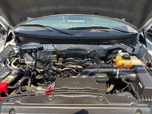 Used 2013 Ford F150 Lariat w/ Mid Equipment Group RWD image 8