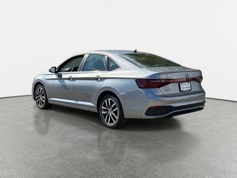 New 2025 Volkswagen Jetta SE image 29